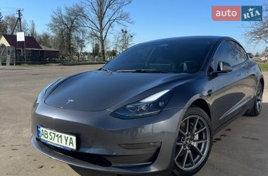 Седан Tesla Model 3 2023 в Виннице
