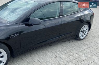 Седан Tesla Model 3 2022 в Львове