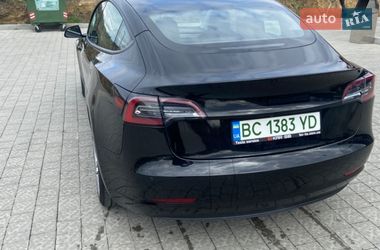 Седан Tesla Model 3 2022 в Львові