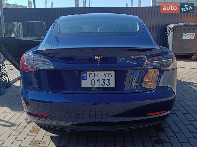 Седан Tesla Model 3 2018 в Одессе