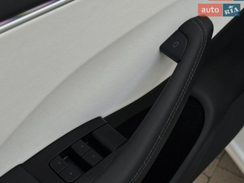 Седан Tesla Model 3 2025 в Кропивницком фото 17 Седан Tesla Model 3 2025 в Кропивницком