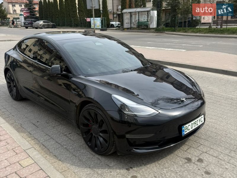 Tesla Model 3 2023
