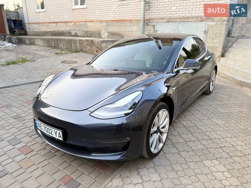 Седан Tesla Model 3 2019 в Дніпрі фото 2 Седан Tesla Model 3 2019 в Дніпрі