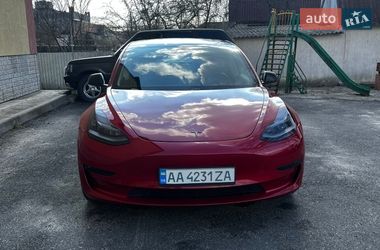 Седан Tesla Model 3 2018 в Києві