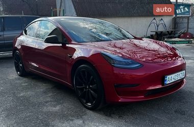 Седан Tesla Model 3 2018 в Киеве