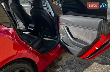 Седан Tesla Model 3 2018 в Києві