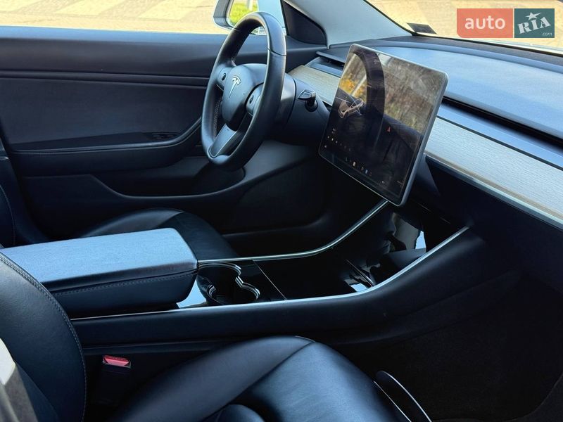 Седан Tesla Model 3 2020 в Кропивницком фото 10 Седан Tesla Model 3 2020 в Кропивницком