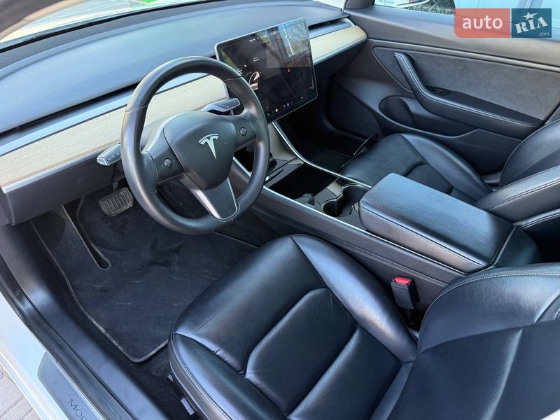 Седан Tesla Model 3 2020 в Кропивницком фото 17 Седан Tesla Model 3 2020 в Кропивницком
