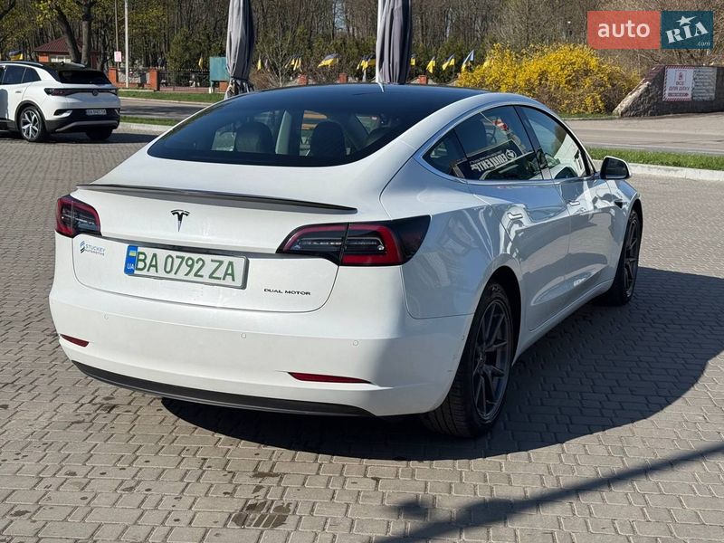 Седан Tesla Model 3 2020 в Кропивницком фото 4 Седан Tesla Model 3 2020 в Кропивницком