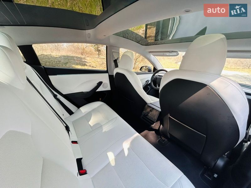 Седан Tesla Model 3 2024 в Києві фото 7 Седан Tesla Model 3 2024 в Києві