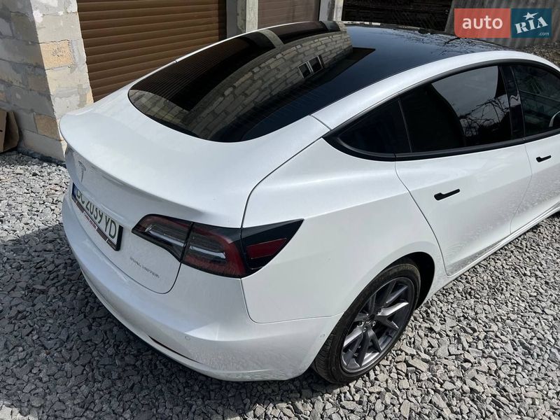 Седан Tesla Model 3 2022 в Дрогобичі фото 20 Седан Tesla Model 3 2022 в Дрогобичі