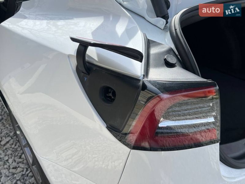 Седан Tesla Model 3 2022 в Дрогобичі фото 31 Седан Tesla Model 3 2022 в Дрогобичі