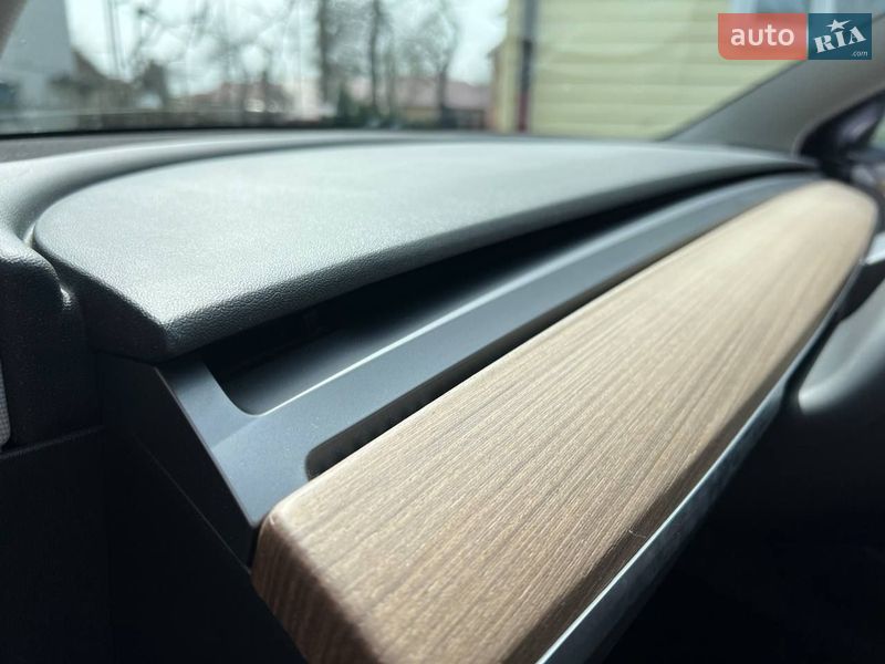 Седан Tesla Model 3 2022 в Дрогобичі фото 49 Седан Tesla Model 3 2022 в Дрогобичі