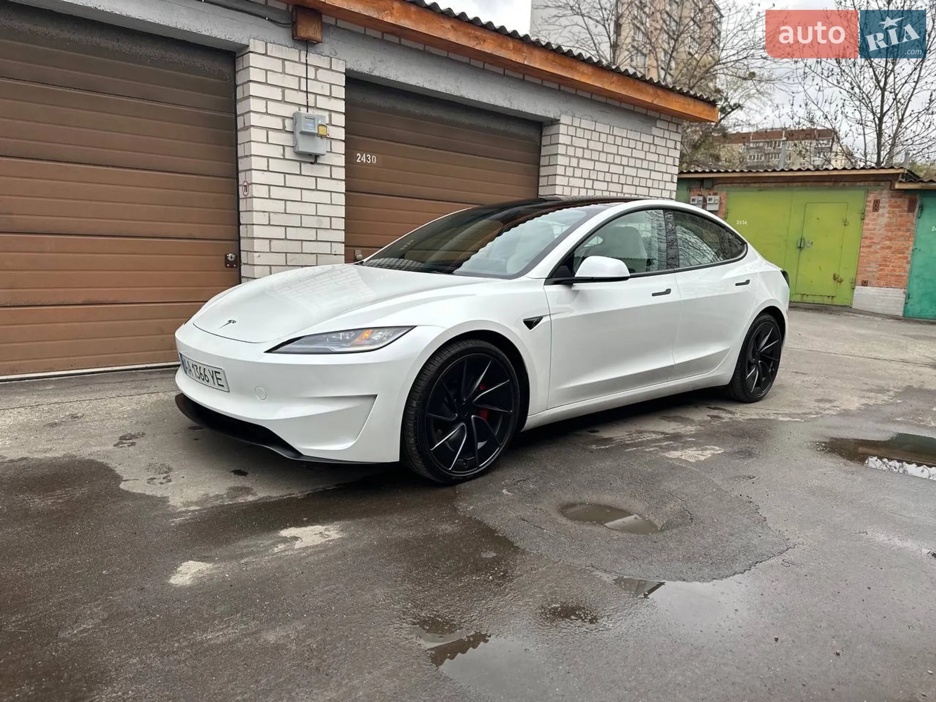 2025 Tesla Model 3 - мініатюра 17