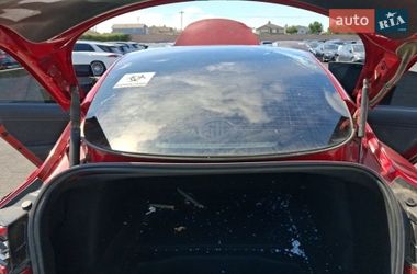 Седан Tesla Model 3 2021 в Киеве