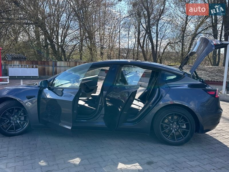 Седан Tesla Model 3 2023 в Виннице фото 12 Седан Tesla Model 3 2023 в Виннице