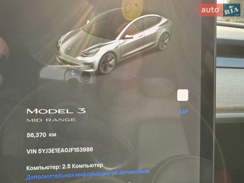 Седан Tesla Model 3 2018 в Києві