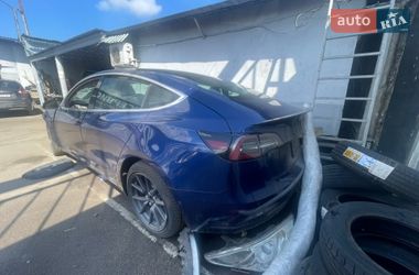 Седан Tesla Model 3 2019 в Одессе