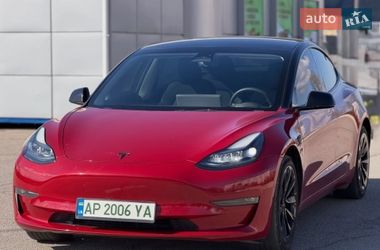 Седан Tesla Model 3 2022 в Львове