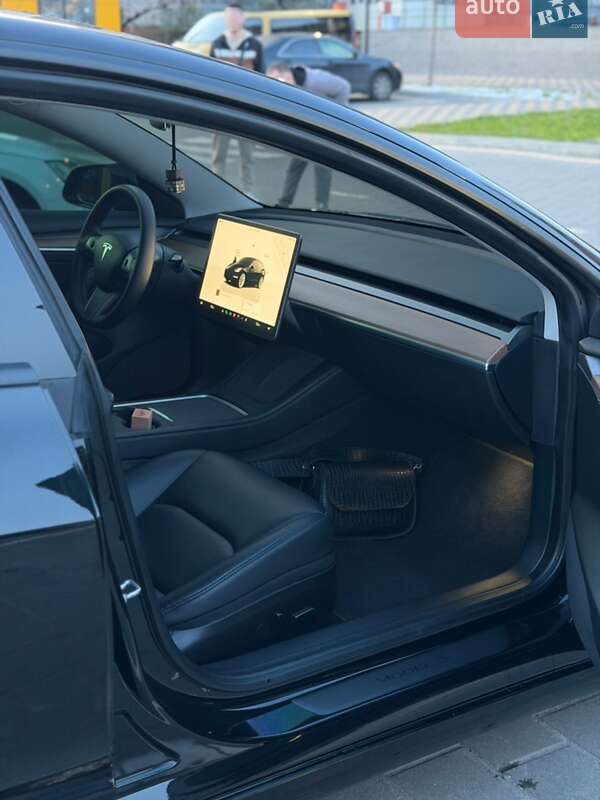 Седан Tesla Model 3 2022 в Черкасах фото 7 Седан Tesla Model 3 2022 в Черкасах
