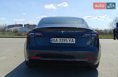 Седан Tesla Model 3 2023 в Кропивницком