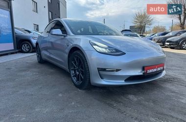 Седан Tesla Model 3 2018 в Виннице