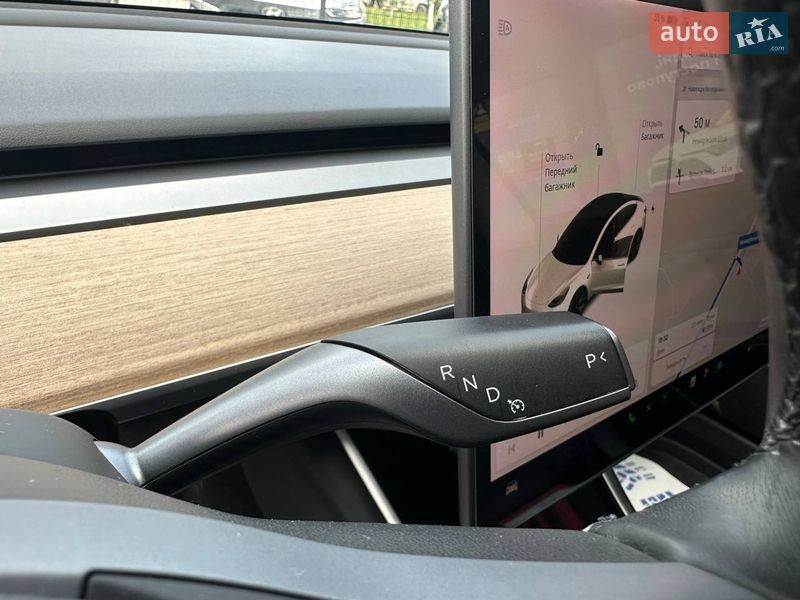 Седан Tesla Model 3 2018 в Виннице