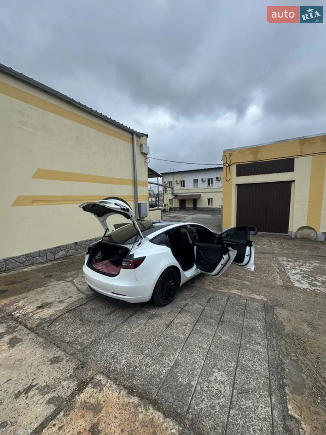 2023 Tesla Model 3 - мініатюра 4