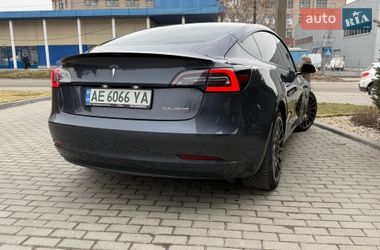 Седан Tesla Model 3 2022 в Дніпрі
