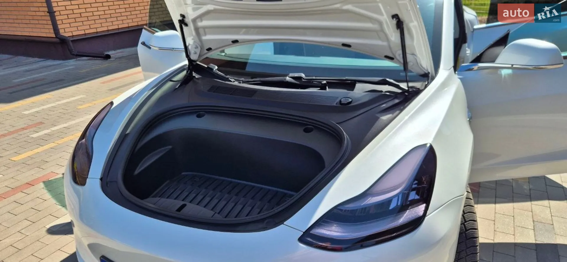 2020 Tesla Model 3 - мініатюра 8
