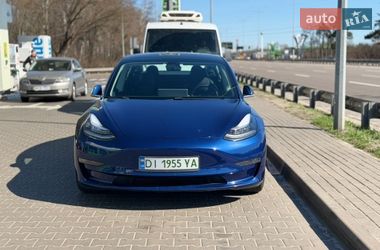 Седан Tesla Model 3 2019 в Києві