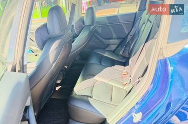 Седан Tesla Model 3 2019 в Києві