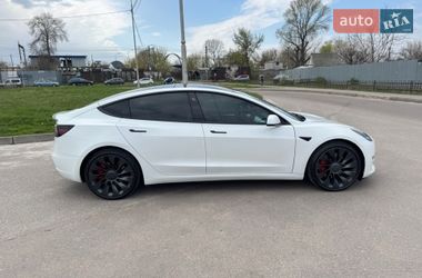 Седан Tesla Model 3 2022 в Києві