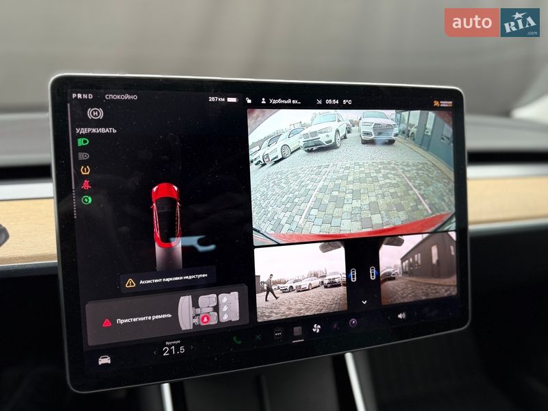 Седан Tesla Model 3 2018 в Львові