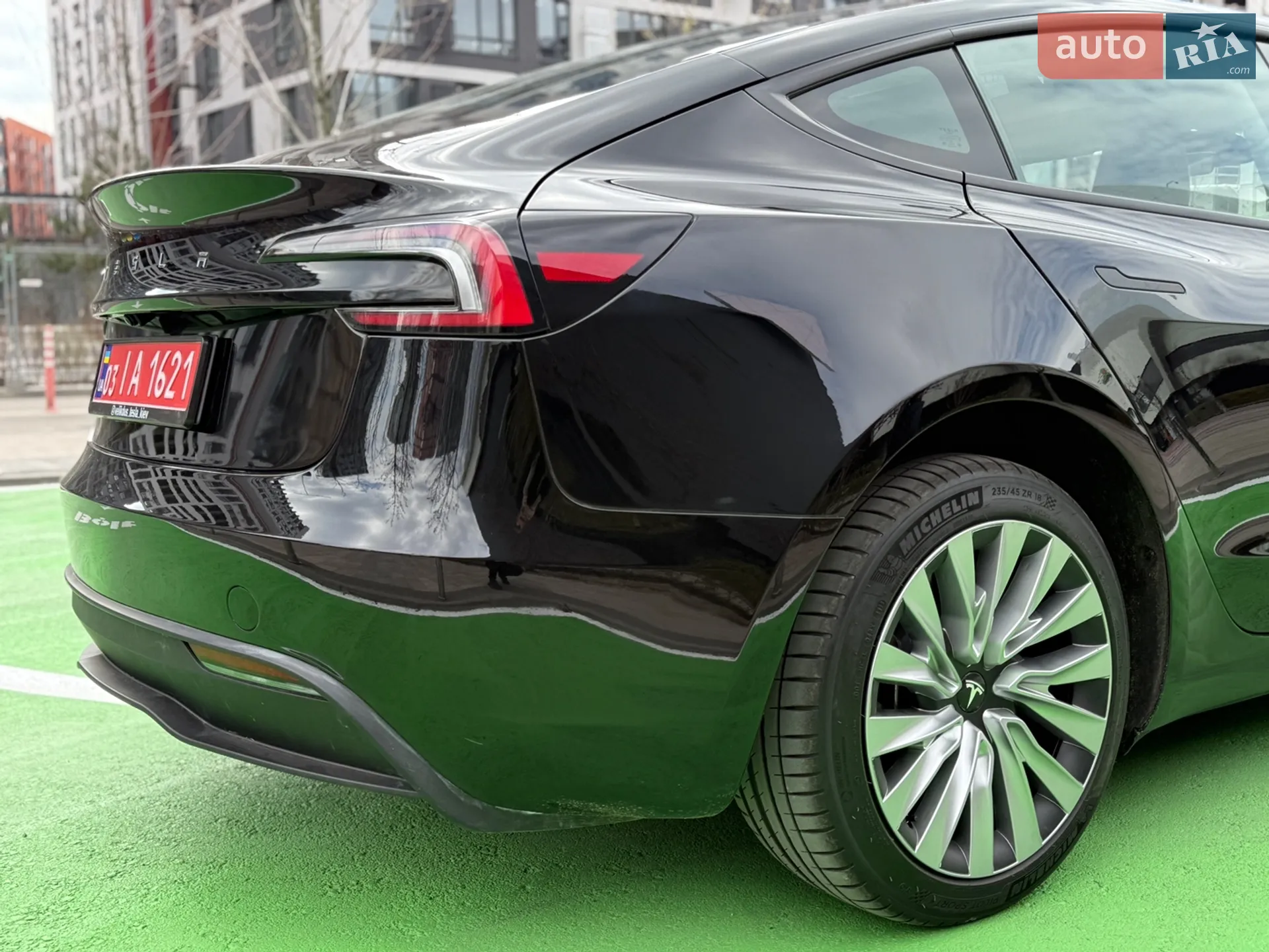 2024 Tesla Model 3 - мініатюра 9