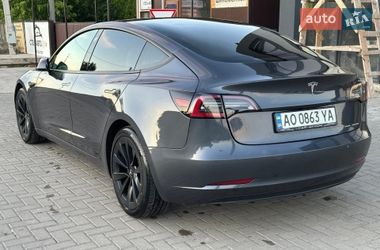 Седан Tesla Model 3 2021 в Ужгороде