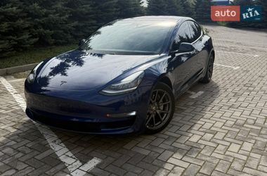 Седан Tesla Model 3 2018 в Харкові
