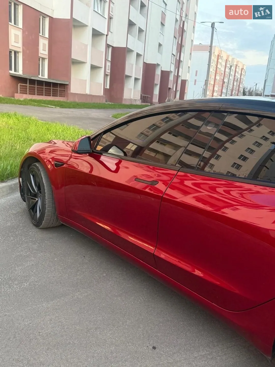 2024 Tesla Model 3 - мініатюра 3