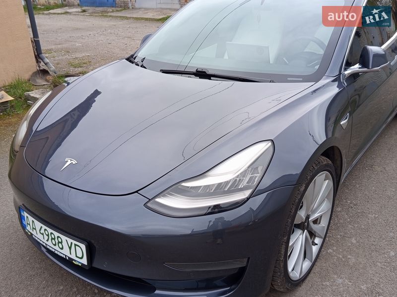 Седан Tesla Model 3 2019 в Белой Церкви