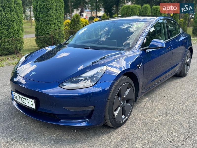 Tesla Model 3 2021