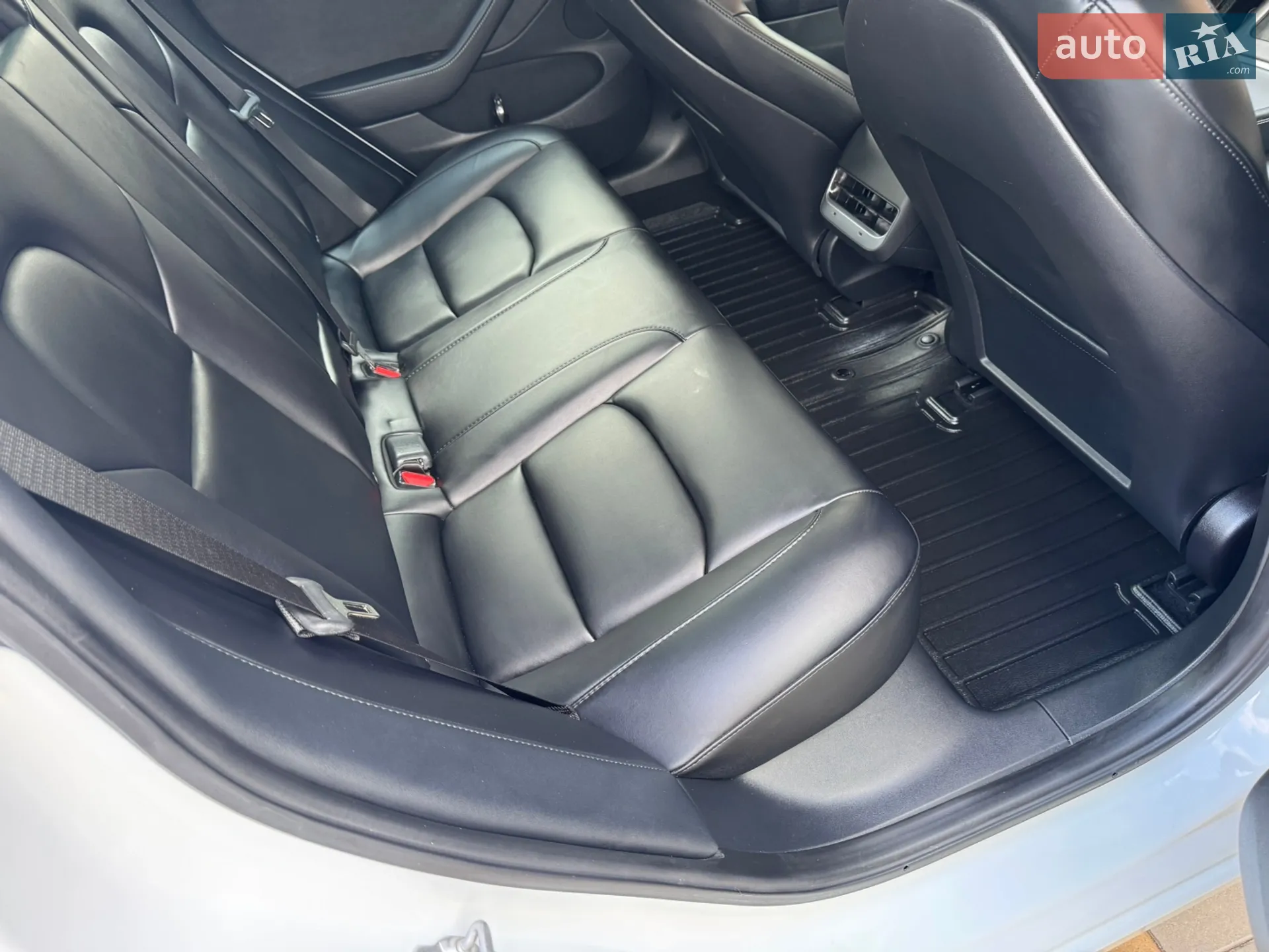 2023 Tesla Model 3 - мініатюра 15