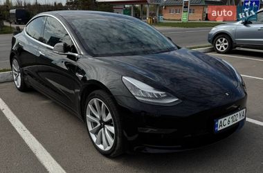 Седан Tesla Model 3 2019 в Луцке