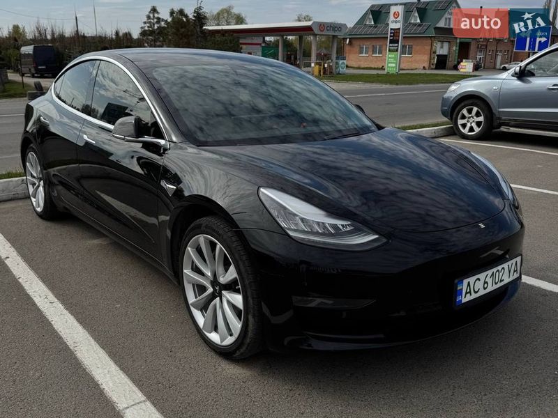 Tesla Model 3 2019