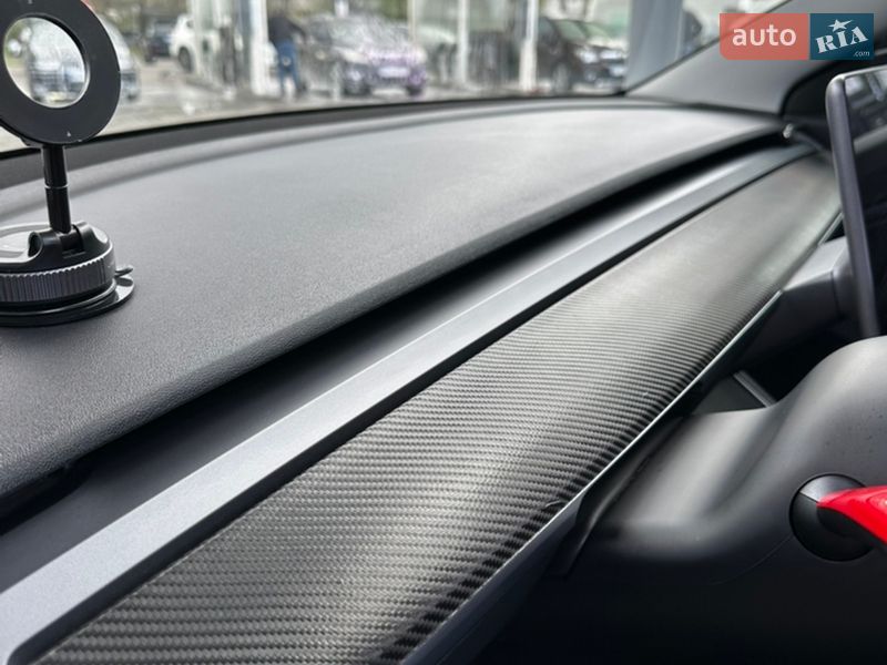 Седан Tesla Model 3 2019 в Луцьку