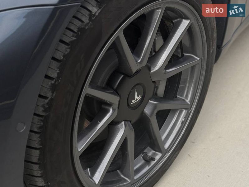 Седан Tesla Model 3 2021 в Львове