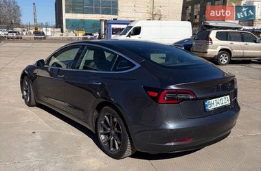 Седан Tesla Model 3 2019 в Одессе