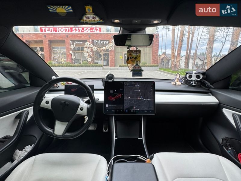 Седан Tesla Model 3 2018 в Гостомеле