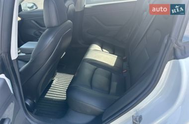 Седан Tesla Model 3 2019 в Вінниці