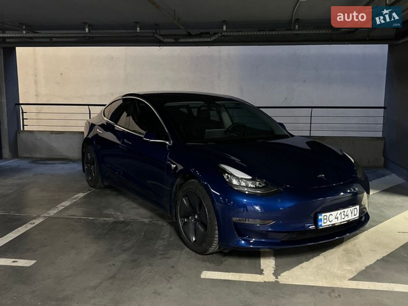 Tesla Model 3 2018