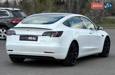 Седан Tesla Model 3 2019 в Кривому Розі